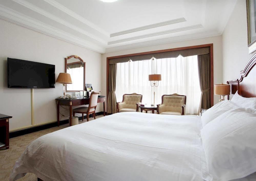 Chaoyang  New Grand Dynasty Hotel מראה חיצוני תמונה
