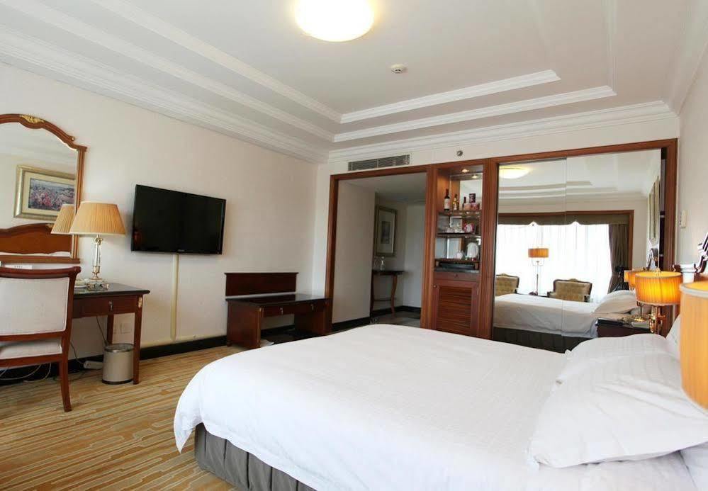 Chaoyang  New Grand Dynasty Hotel מראה חיצוני תמונה